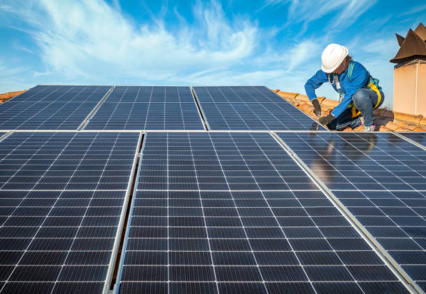 Best Roof Insulation Installation  in Frisco City, AL